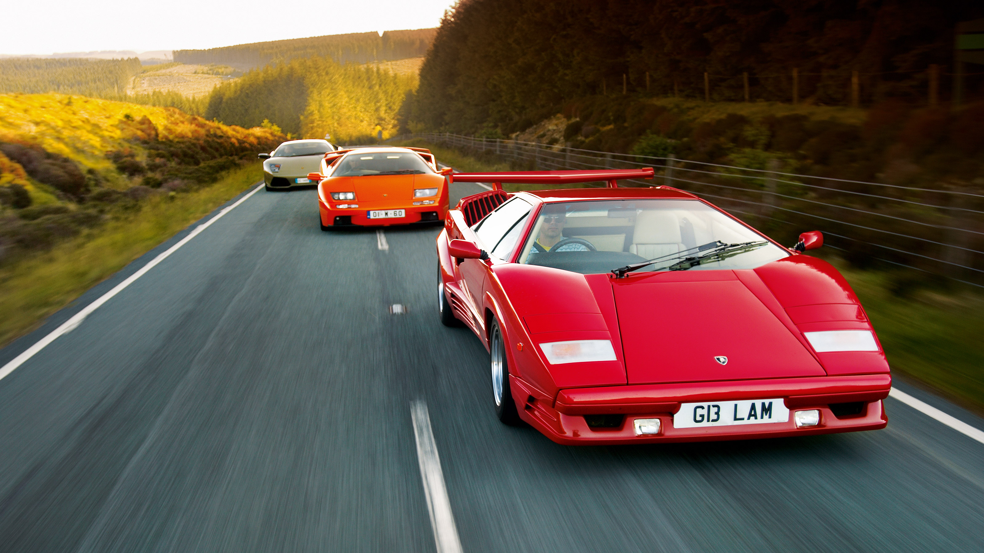 Descubrir 57+ imagen countach vs aventador